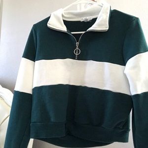 Tilly’s cropped sweater